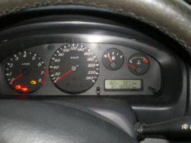 2001 Nissan Almera