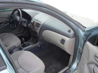Nissan Almera