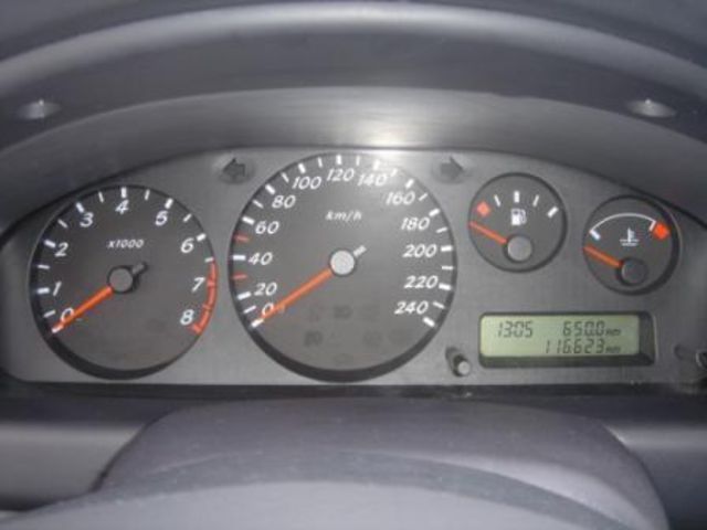 2001 Nissan Almera