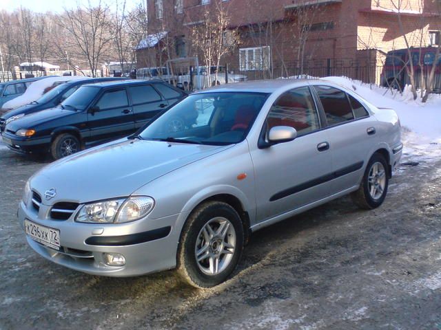 2001 Nissan Almera