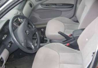 2001 Almera
