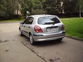 2001 Nissan Almera Photos