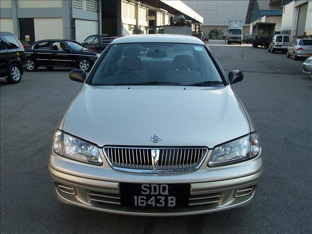 2001 Nissan Almera Photos