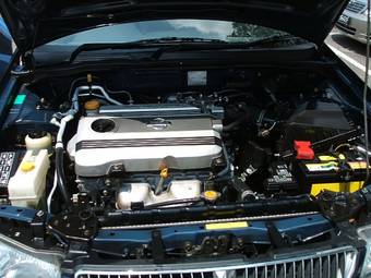 2001 Nissan Almera Pictures