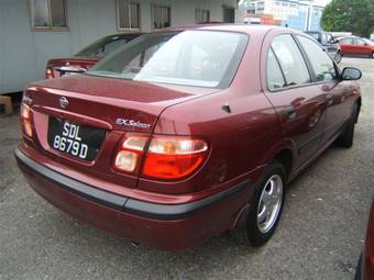 2001 Nissan Almera Photos