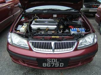 2001 Nissan Almera Photos