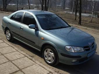 2001 Nissan Almera Pictures