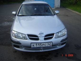 2001 Nissan Almera Photos