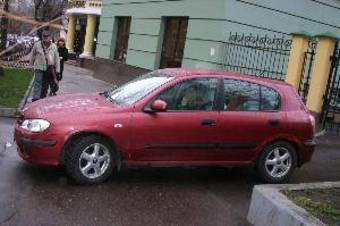 2001 Nissan Almera Pictures