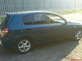 2001 Nissan Almera Pictures