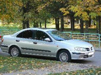 2001 Nissan Almera Photos