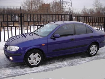 2002 Nissan Almera