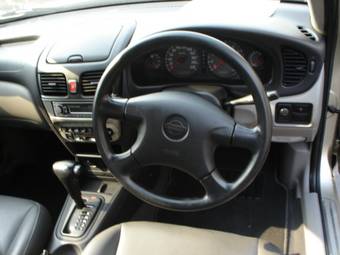 Nissan Almera