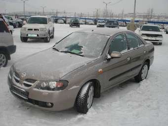 2002 Nissan Almera