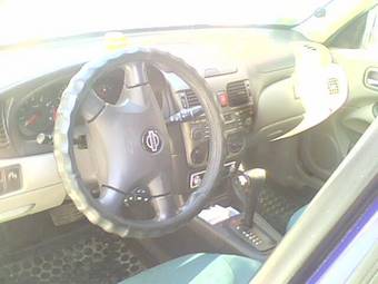 2002 Nissan Almera Pictures