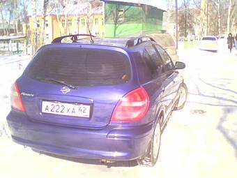 2002 Nissan Almera Pictures