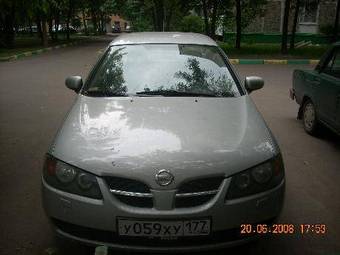 2002 Nissan Almera Pictures
