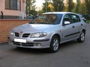 2002 Nissan Almera Photos