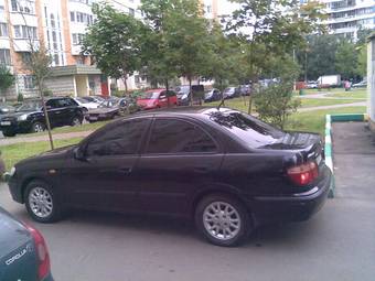 2002 Nissan Almera Pictures