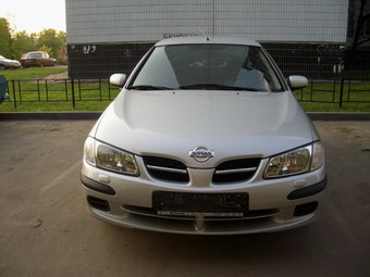 2003 Nissan Almera Pictures