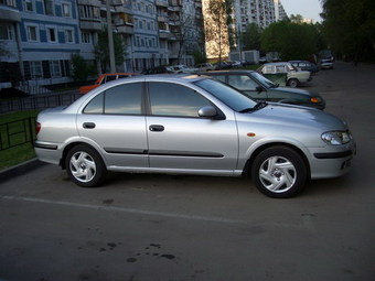 2003 Nissan Almera Photos