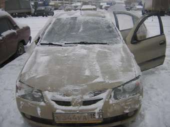 2003 Nissan Almera Pictures