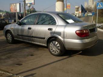 2003 Nissan Almera Pictures