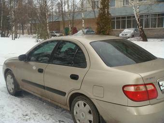2003 Nissan Almera Photos