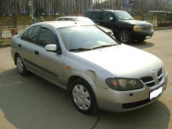 2003 Nissan Almera Pictures