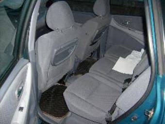 2003 Nissan Almera Photos