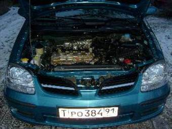 2003 Nissan Almera Photos