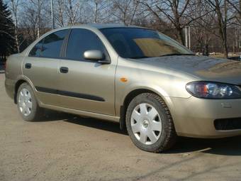 2003 Nissan Almera Pictures