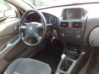 2003 Nissan Almera Photos