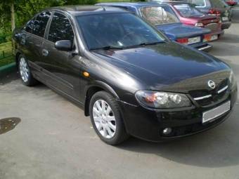 2003 Nissan Almera Photos