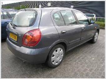 2003 Nissan Almera Images