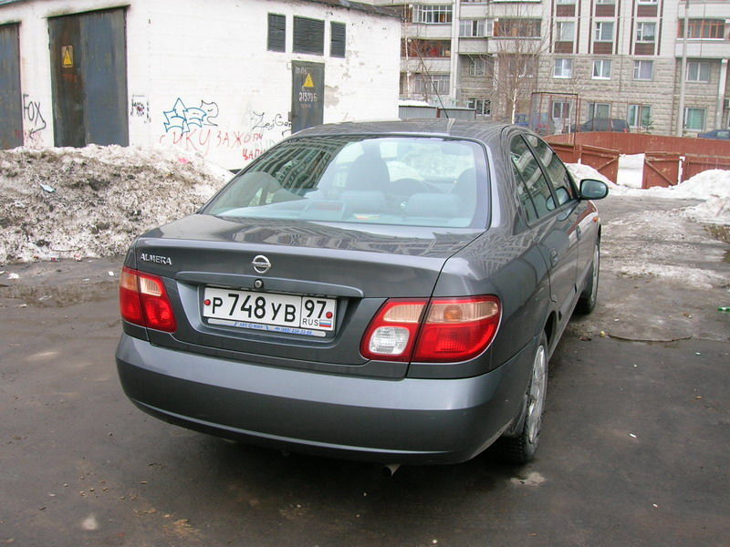 2004 Nissan Almera