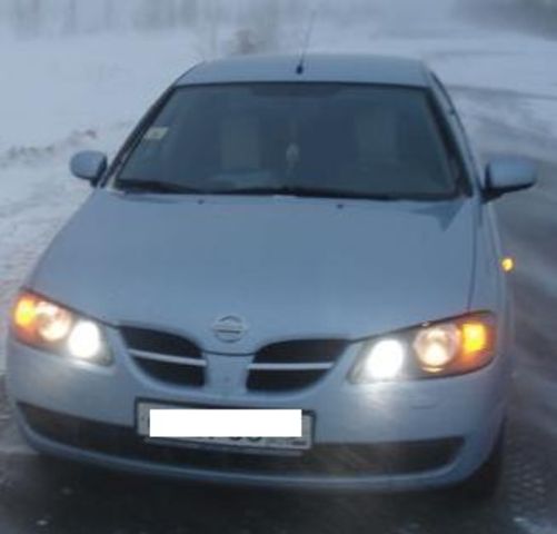 2004 Nissan Almera