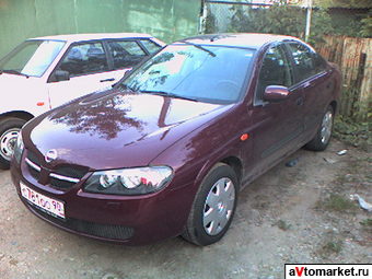 2004 Nissan Almera Pictures