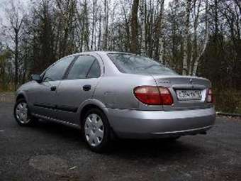 2004 Nissan Almera Photos