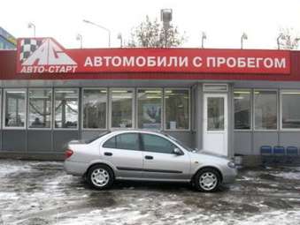 2004 Nissan Almera Pictures