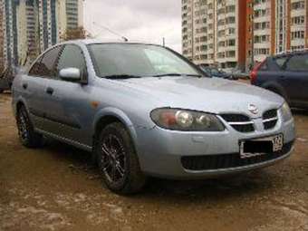 2004 Nissan Almera Pictures