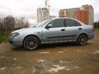 2004 Nissan Almera Photos