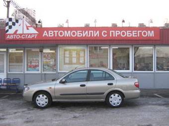 2004 Nissan Almera Photos