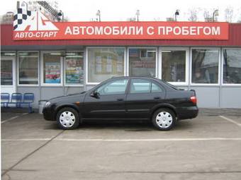 2004 Nissan Almera Photos