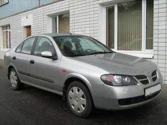 2004 Nissan Almera Pics