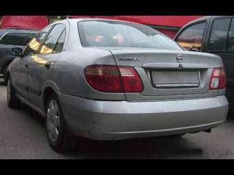 2004 Nissan Almera Pics