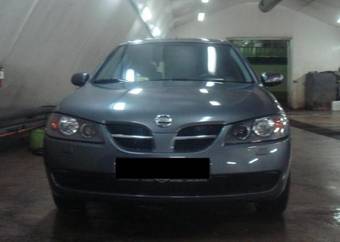 2004 Nissan Almera Photos