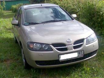 2004 Nissan Almera Pictures