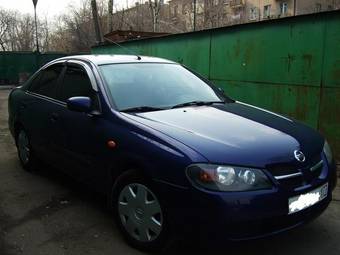 2004 Nissan Almera Photos
