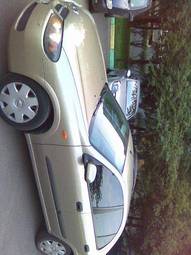 2004 Nissan Almera Pictures